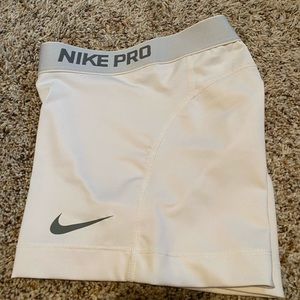 Women’s Nike pro compression shorts